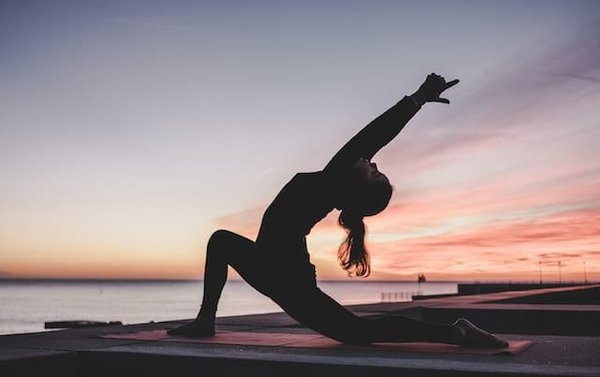 Est-il possible de louer une maison de vacances en Algarve avec des cours de surf et de yoga?